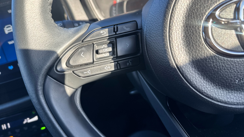 Toyota Aygo X 1.0 VVT-i Edge 5dr Petrol Hatchback